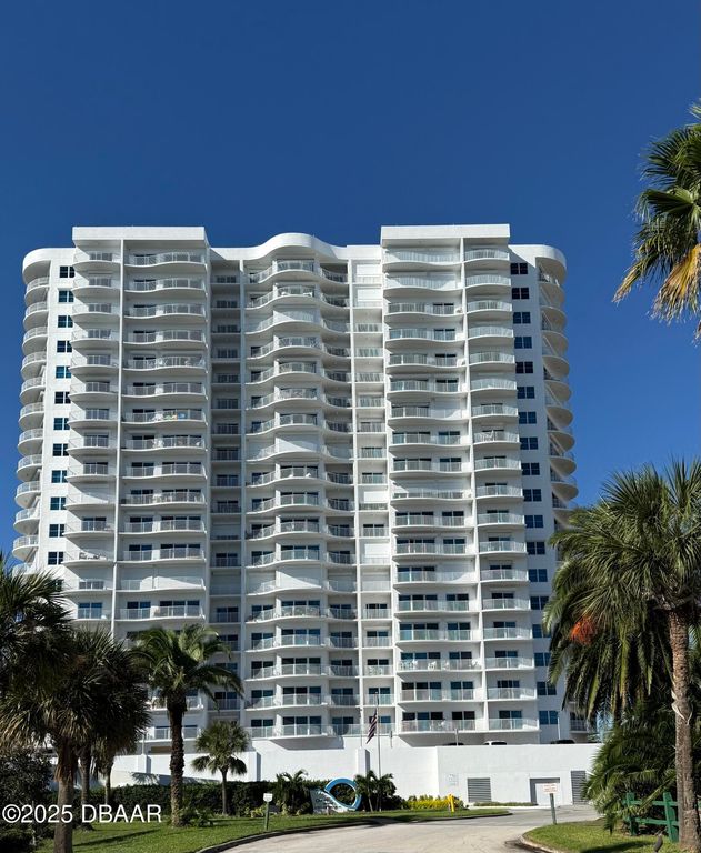 2 Oceans West Blvd Apt 702, Daytona Beach, FL 32118
