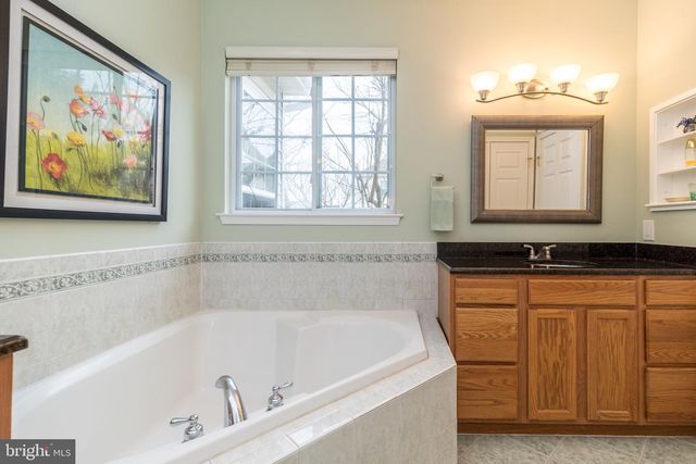 931 NATHANIEL TRL, Warwick, PA 18974