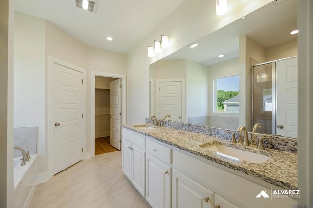 1536 Frankel Ave, Zachary, LA 70791