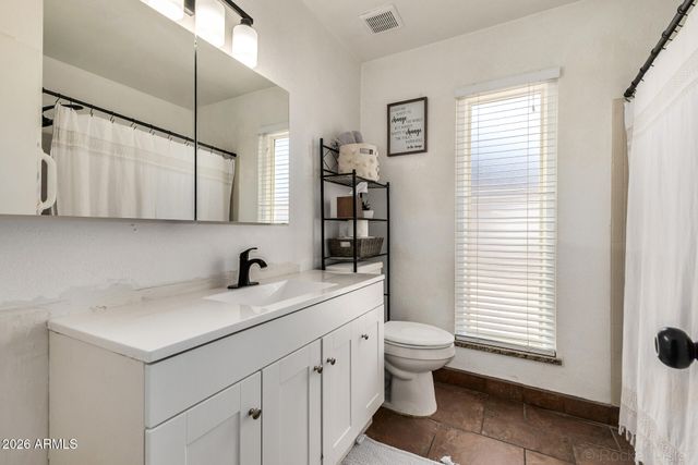 1505 W CHEYENNE Drive, Chandler, AZ 85224