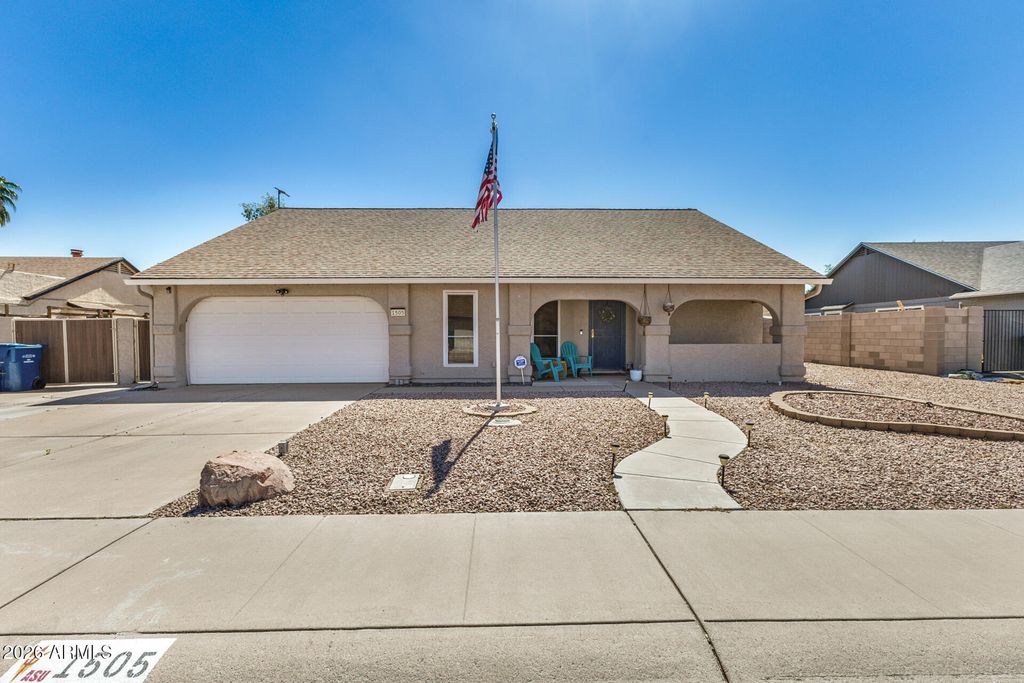 1505 W CHEYENNE Drive, Chandler, AZ 85224