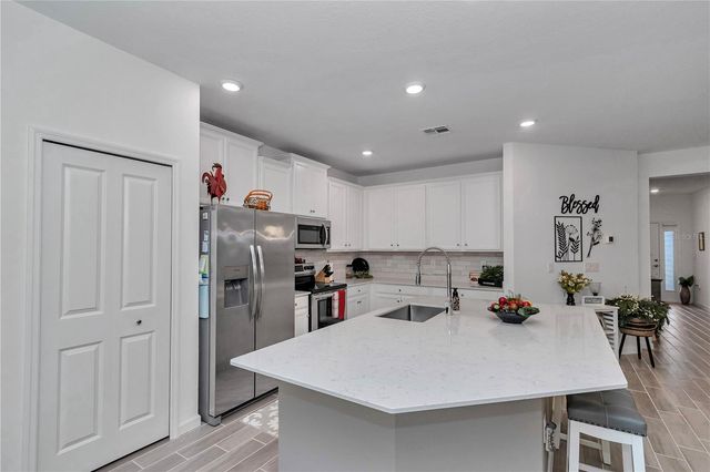 7663 SW 74TH LOOP, Ocala, FL 34481