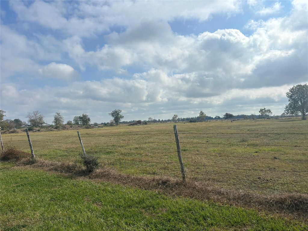 17507 Brumbelow Road, Needville, TX 77461