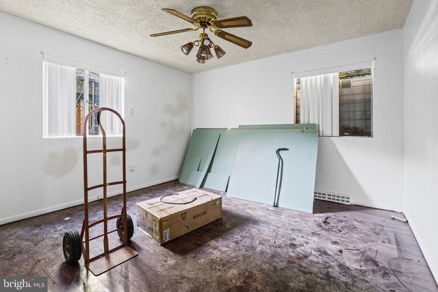 806 CLOVIS AVE, Capitol Heights, MD 20743