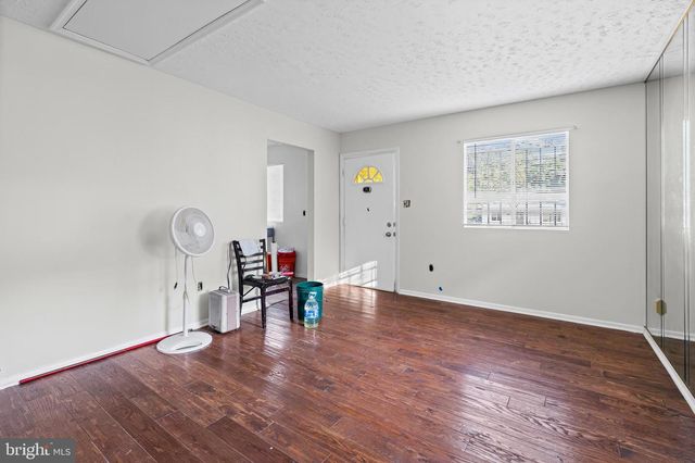 806 CLOVIS AVE, Capitol Heights, MD 20743