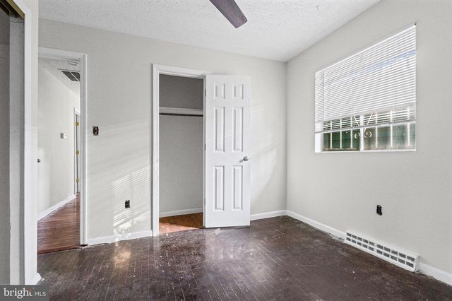 806 CLOVIS AVE, Capitol Heights, MD 20743