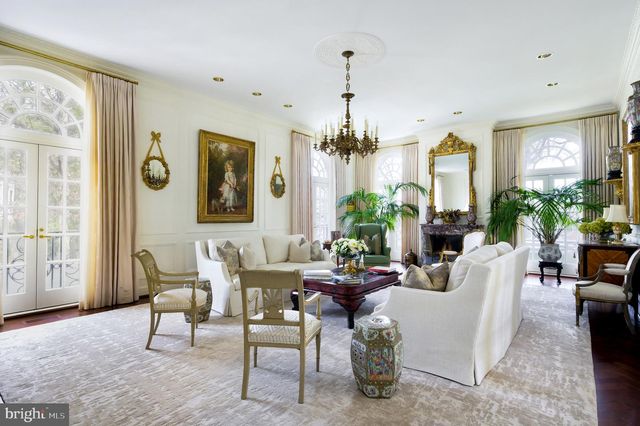 2838 MCGILL TER NW, Washington, DC 20008