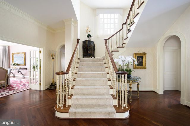 2838 MCGILL TER NW, Washington, DC 20008