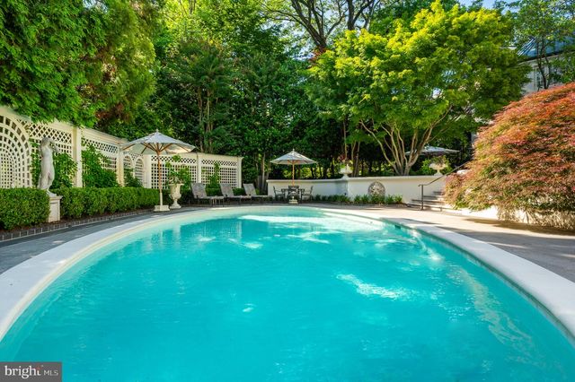 2838 MCGILL TER NW, Washington, DC 20008