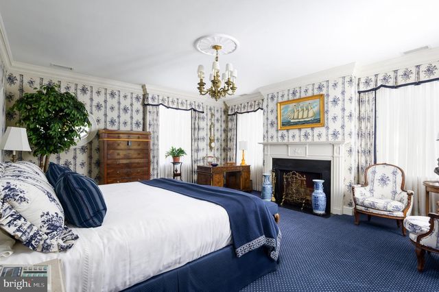 2838 MCGILL TER NW, Washington, DC 20008