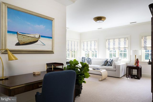 2838 MCGILL TER NW, Washington, DC 20008