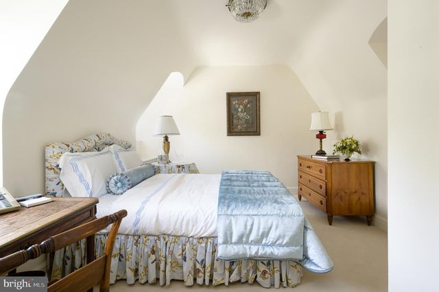 2838 MCGILL TER NW, Washington, DC 20008