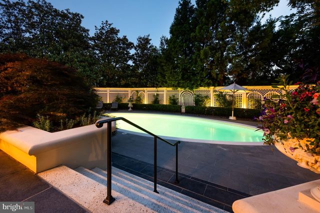 2838 MCGILL TER NW, Washington, DC 20008