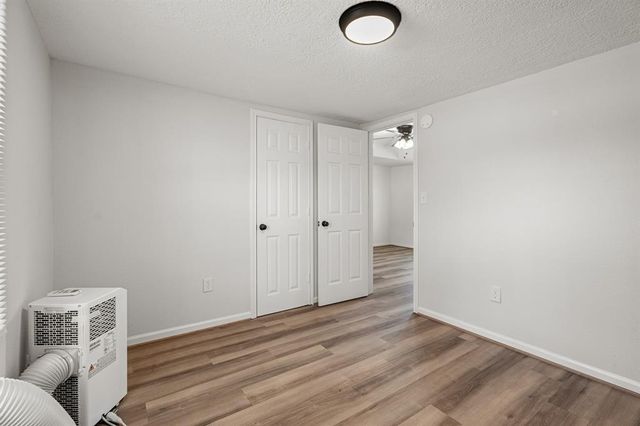 602 S 3rd Street B, La Porte, TX 77571