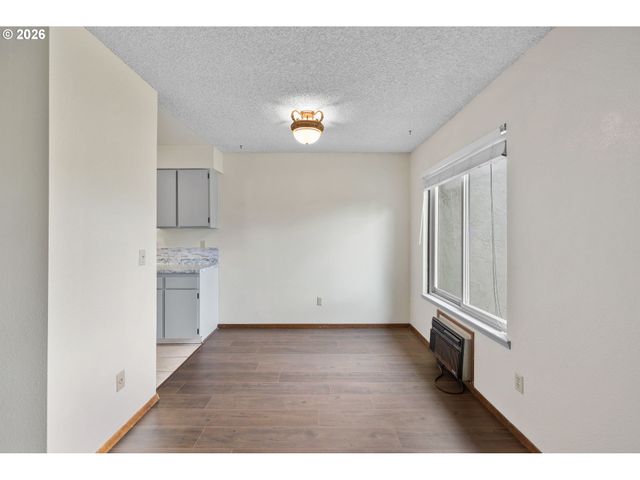 3353 Ne 162ND Ave, Portland, OR 97230