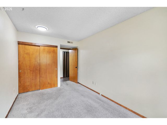 3353 Ne 162ND Ave, Portland, OR 97230