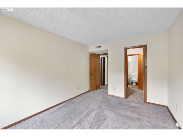 3353 Ne 162ND Ave, Portland, OR 97230