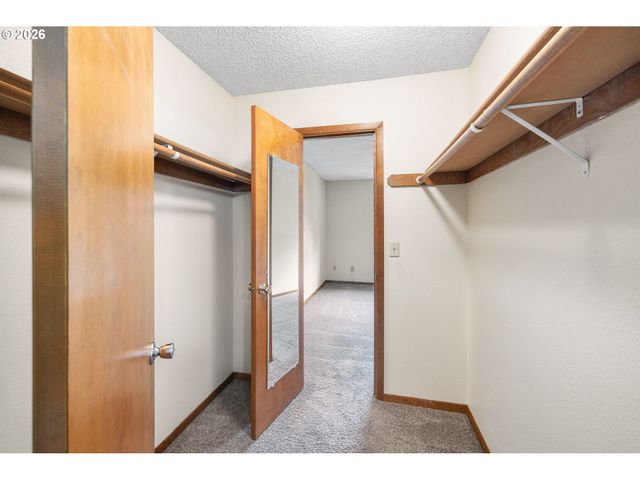 3353 Ne 162ND Ave, Portland, OR 97230
