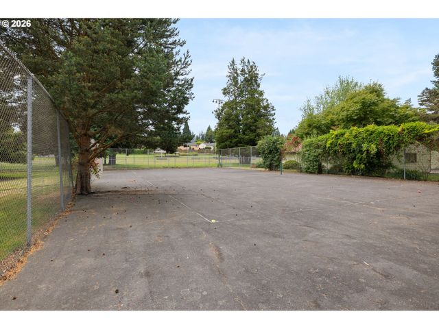 3353 Ne 162ND Ave, Portland, OR 97230