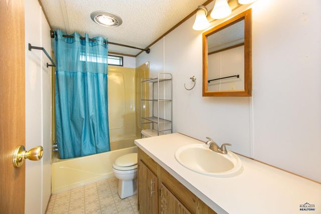 4904 GLEN, Rapid City, SD 57703