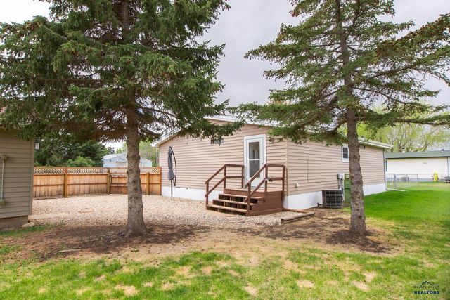 4904 GLEN, Rapid City, SD 57703