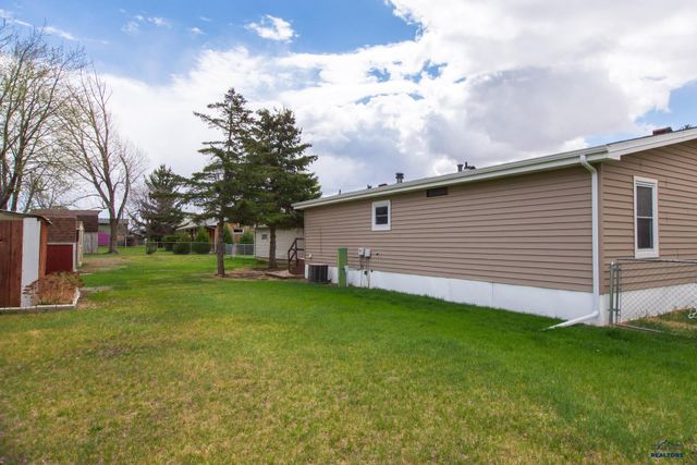 4904 GLEN, Rapid City, SD 57703