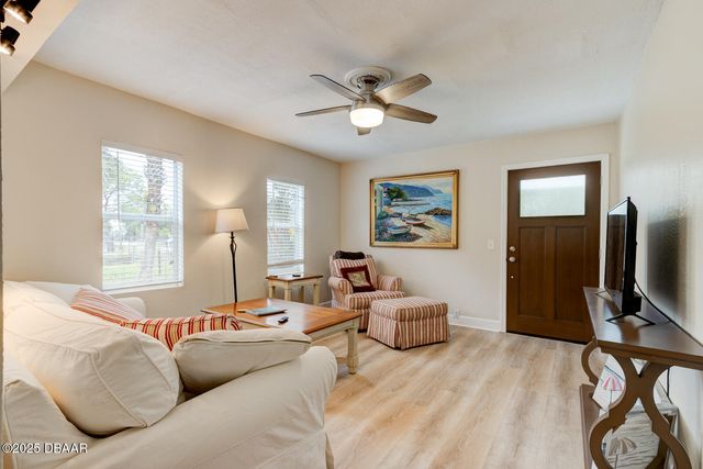 388 N Glencoe Road, New Smyrna Beach, FL 32168