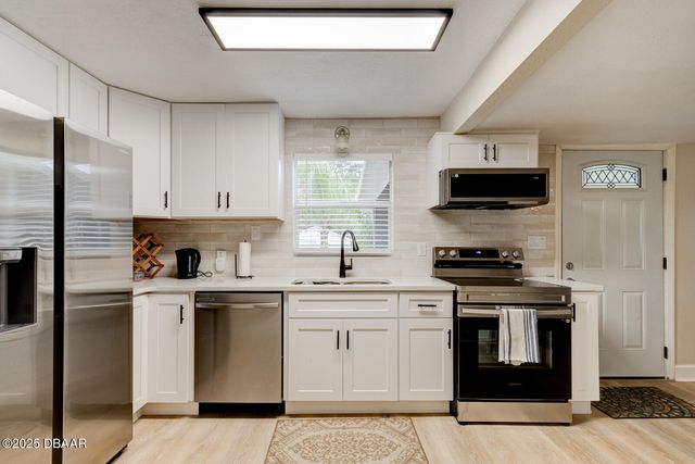 388 N Glencoe Road, New Smyrna Beach, FL 32168