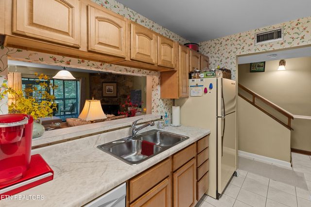 1235 Ski Mountain Rd 602, Gatlinburg, TN 37738