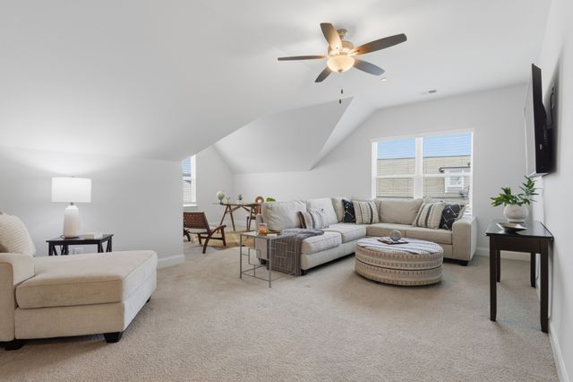 628 Dunmeyer Ct, Nolensville, TN 37135