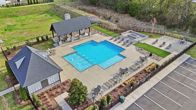 628 Dunmeyer Ct, Nolensville, TN 37135