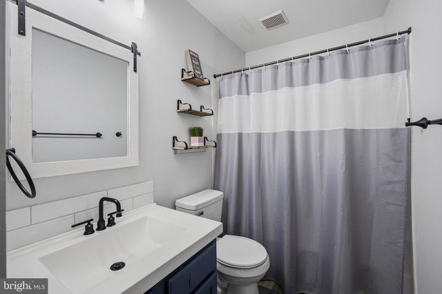 837 VANDERBILT TER SE, Leesburg, VA 20175