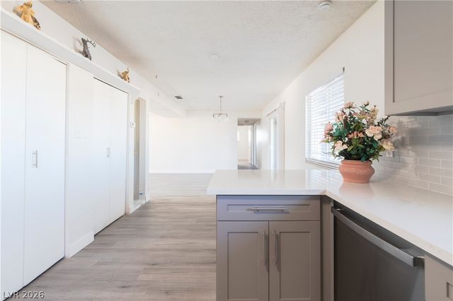 801 Sanford Court, Las Vegas, NV 89107