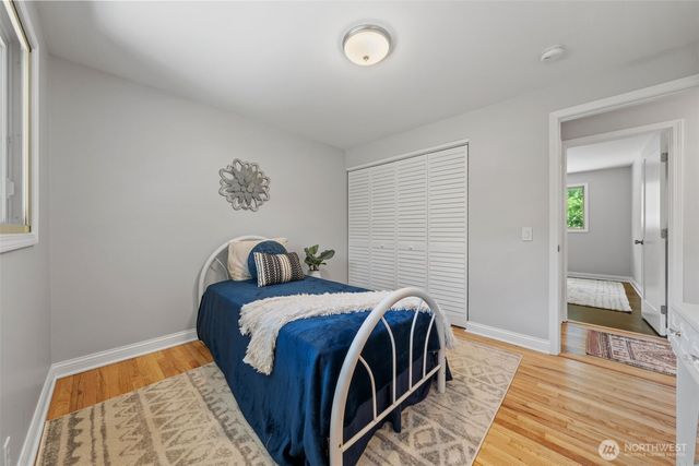 20631 10th Avenue S, Des Moines, WA 98198