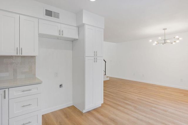 6117 Arroyo Road 4, Palm Springs, CA 92264