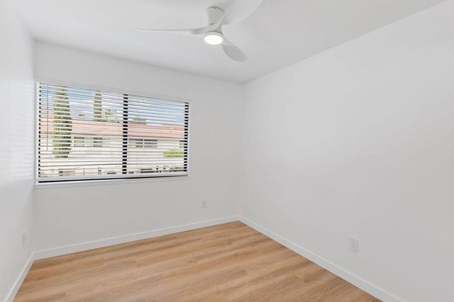 6117 Arroyo Road 4, Palm Springs, CA 92264