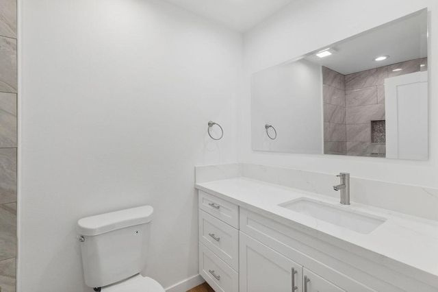 6117 Arroyo Road 4, Palm Springs, CA 92264