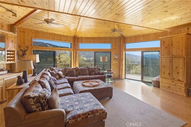 43686 Colusa Drive, Big Bear Lake, CA 92315