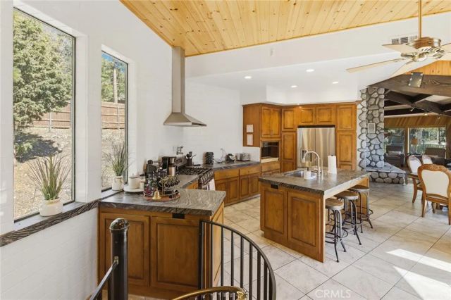 43686 Colusa Drive, Big Bear Lake, CA 92315
