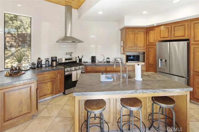 43686 Colusa Drive, Big Bear Lake, CA 92315