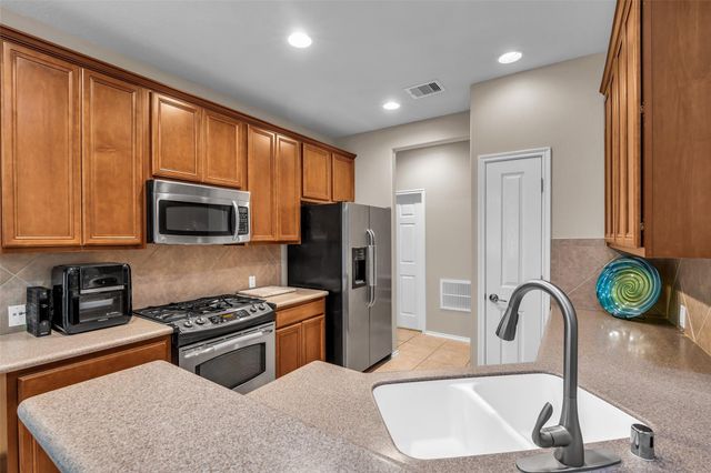 13600 Breton Ridge Street 24F, Houston, TX 77070