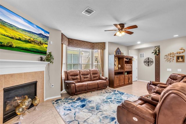 13600 Breton Ridge Street 24F, Houston, TX 77070