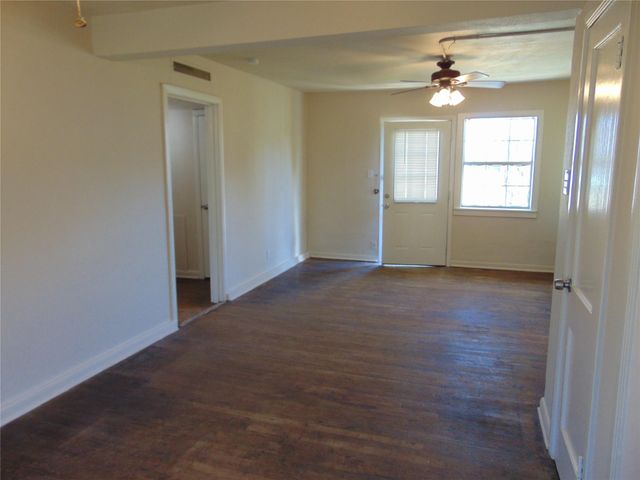 101 Darden Hill RD G, Driftwood, TX 78619