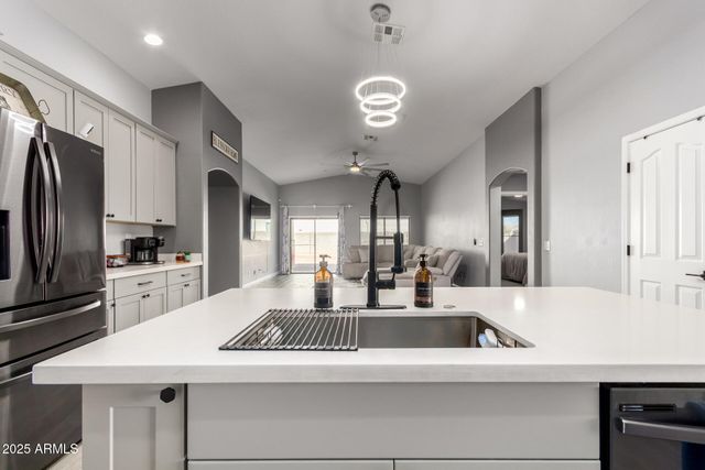 30654 W VERDE Lane, Buckeye, AZ 85396