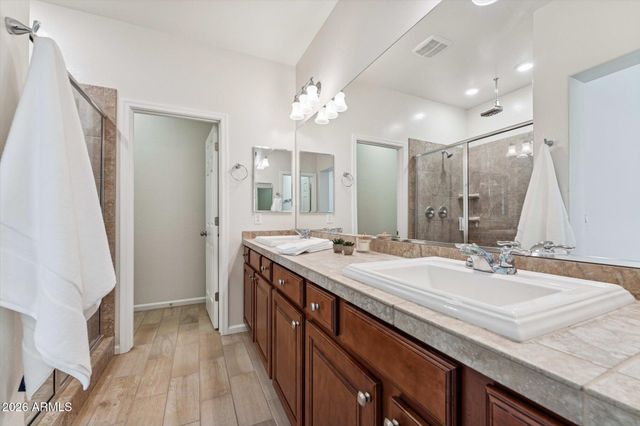 1711 W SATINWOOD Drive, Phoenix, AZ 85045