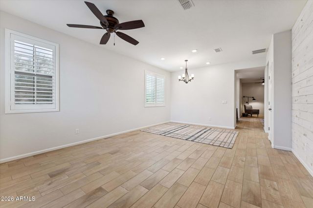 1711 W SATINWOOD Drive, Phoenix, AZ 85045