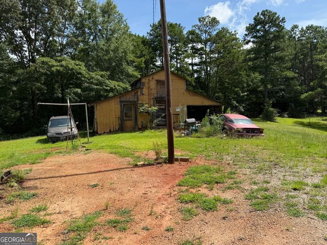 6099 Indian Trail, Thomaston, GA 30286