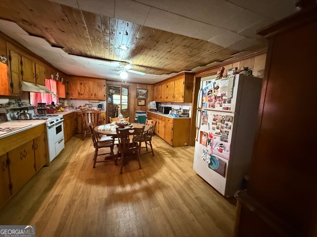 6099 Indian Trail, Thomaston, GA 30286