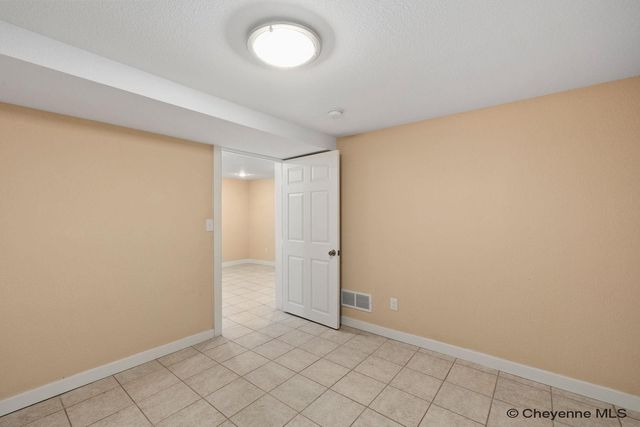 906 TALBOT CT, Cheyenne, WY 82001