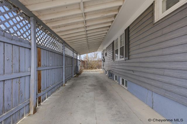 906 TALBOT CT, Cheyenne, WY 82001